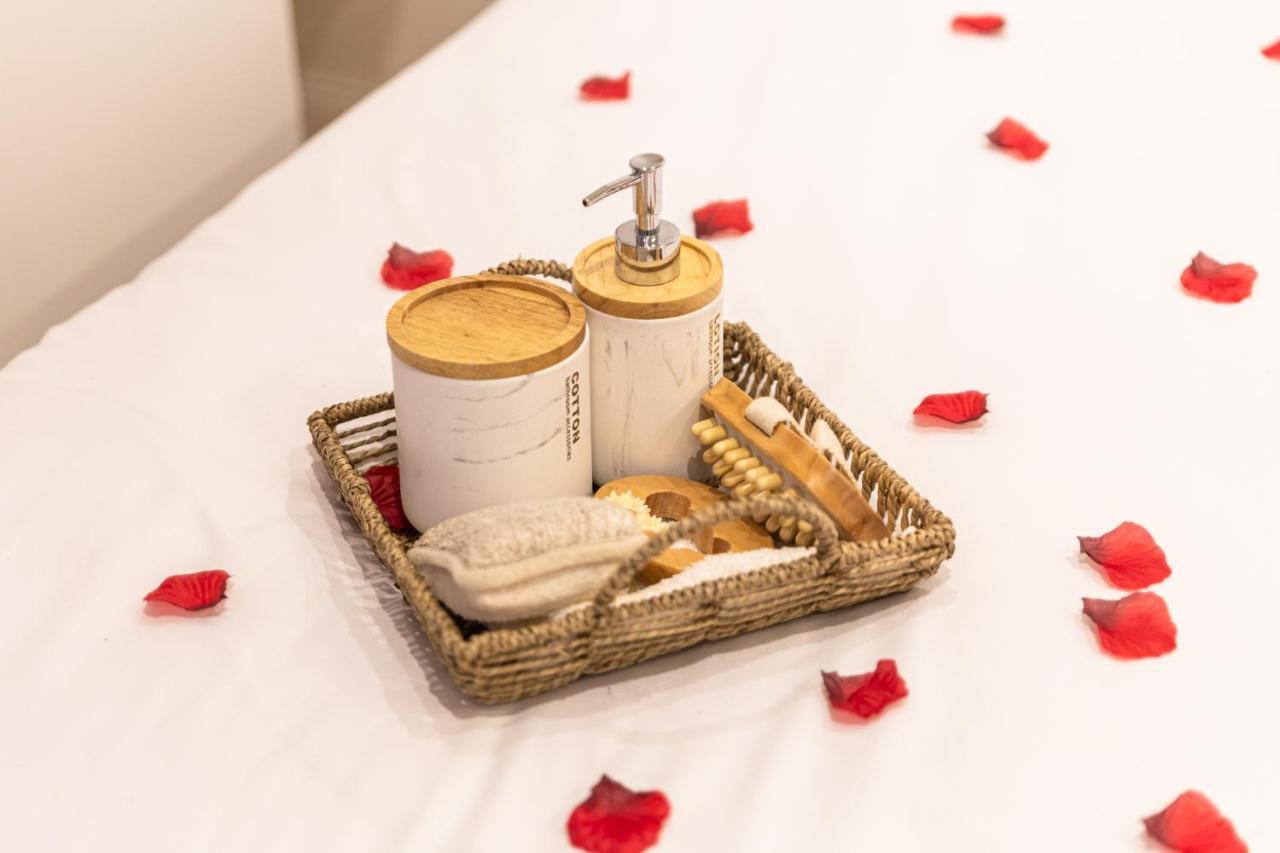 Le Petit Paris - Cocon & Spa & Sauna Chartres Luaran gambar